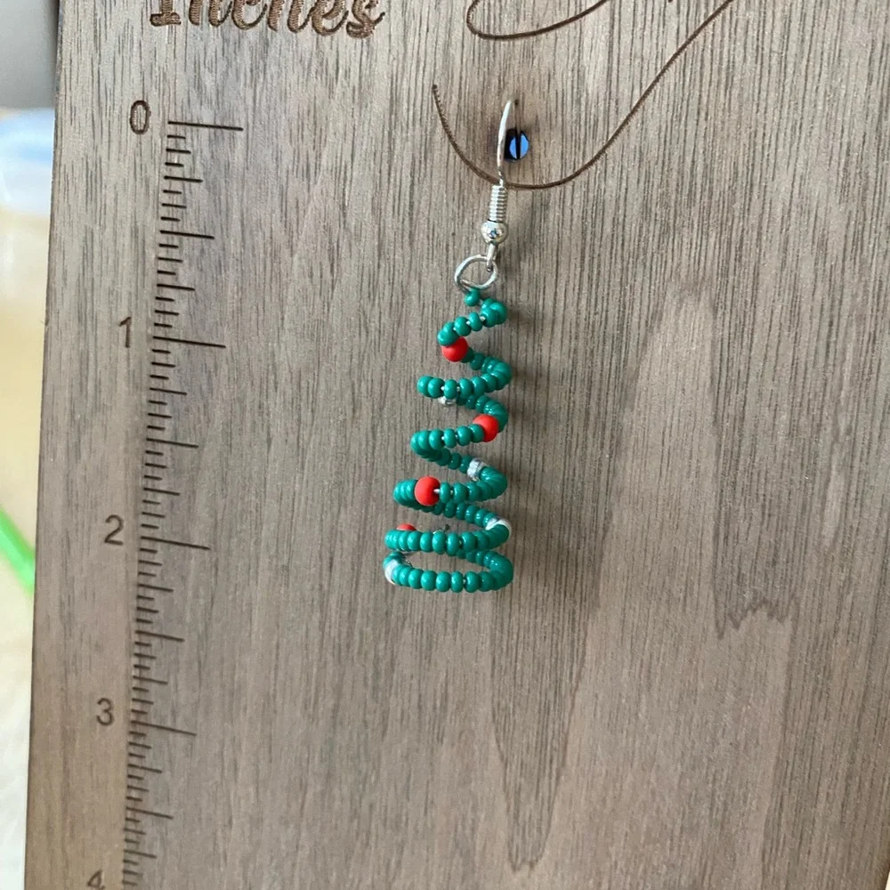 Wire Wrapped Christmas Tree Beaded Earrings